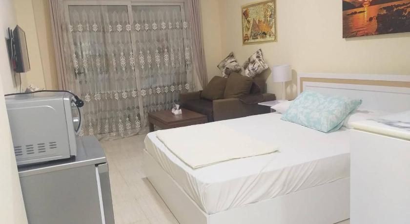 Studio D404 in Florenza Khamsin free WI-FI,smart TV,washing mashine photo