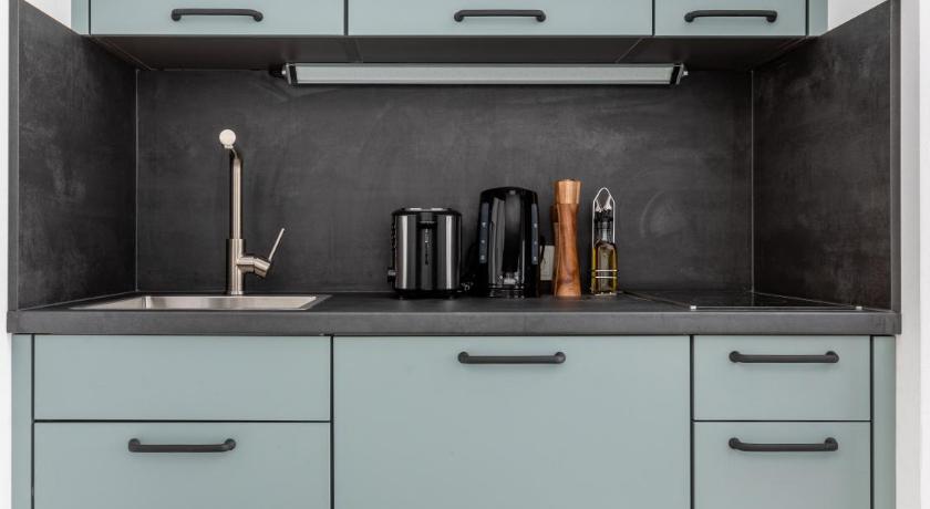 ベルリン Limehome Berlin Luise Henriette Str - Digital Access 3つ星 ホテル プール