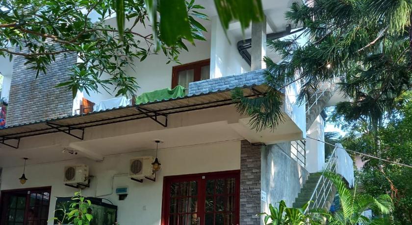 Navora Homestay - image 2