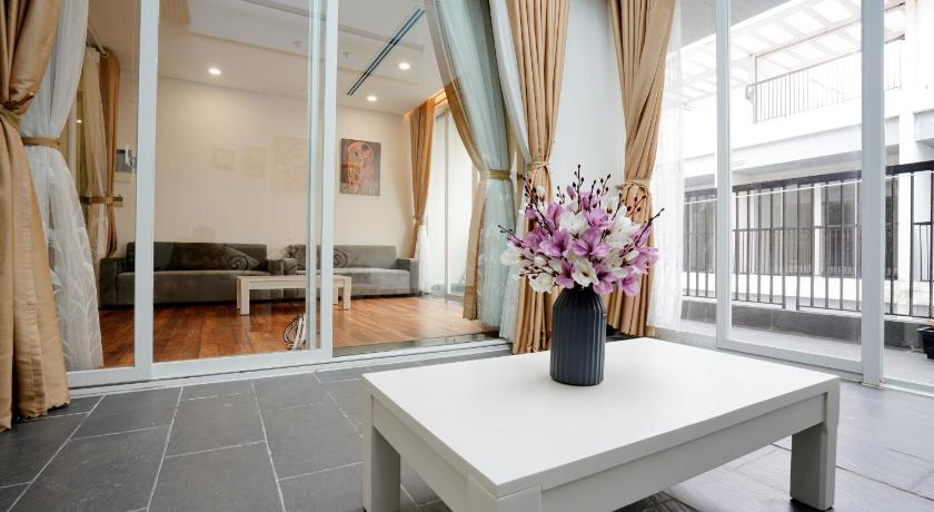 DA NANG PENHOUSE 4BEDROOM 300SQM IN CITY CENTER photo