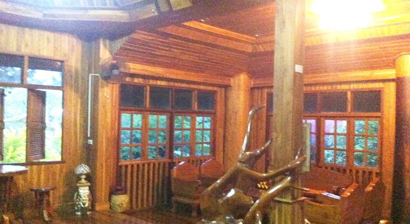 Image of Three-Bedroom House 6