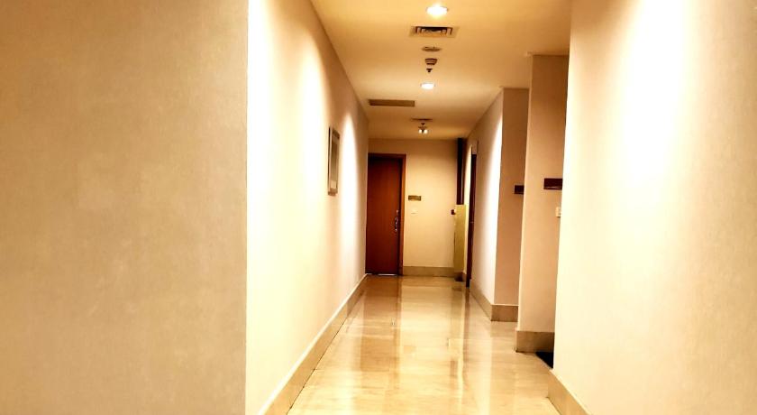 Luxury, Modern & Spacious Two Bedrooms Fully Furnished Apartment photo