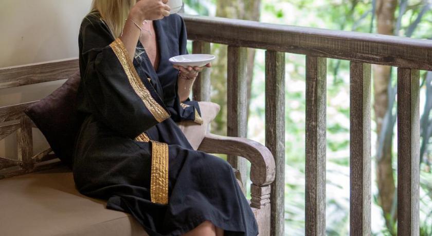 Kayon Resort Bali luxury hotel with cliffside view and private pool