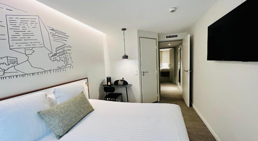Image of Family Comfort Room 5