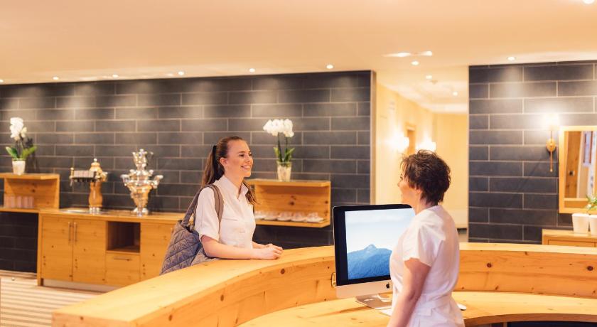 Alpenpalace Luxury Hideaway & Spa Retreat photo