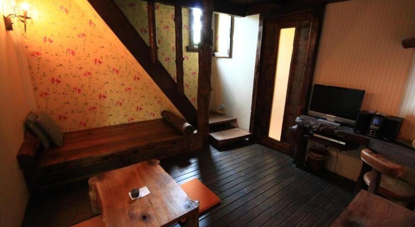 Image of Standard Double Room 4