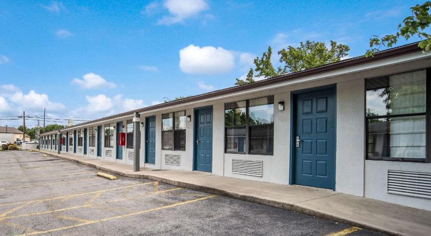Rodeway Inn photo