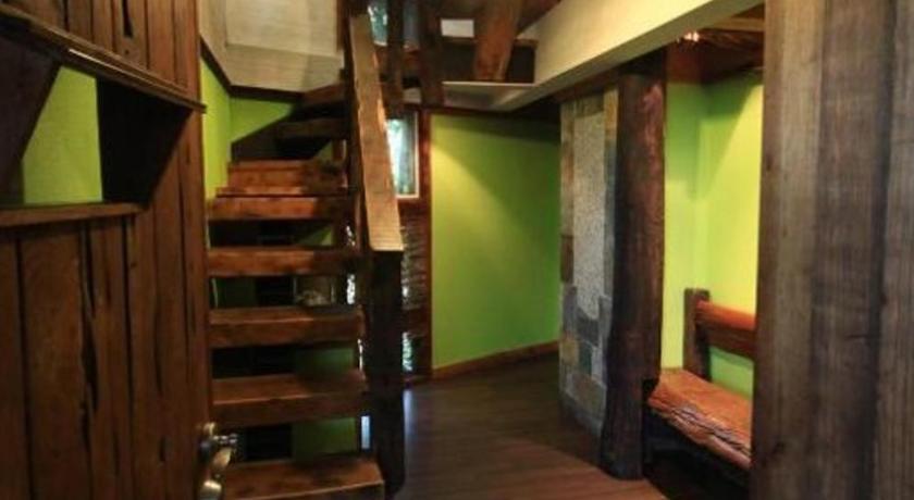 Image of One-Bedroom Apartment (5 Adults) 9