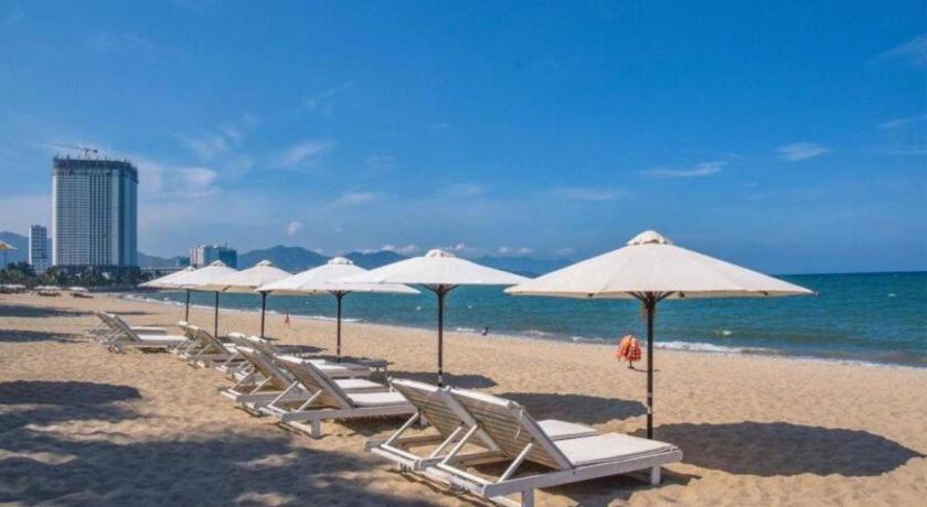 Qvungtau-com-3BR Oasky- Seaview apartment Vung Tau photo