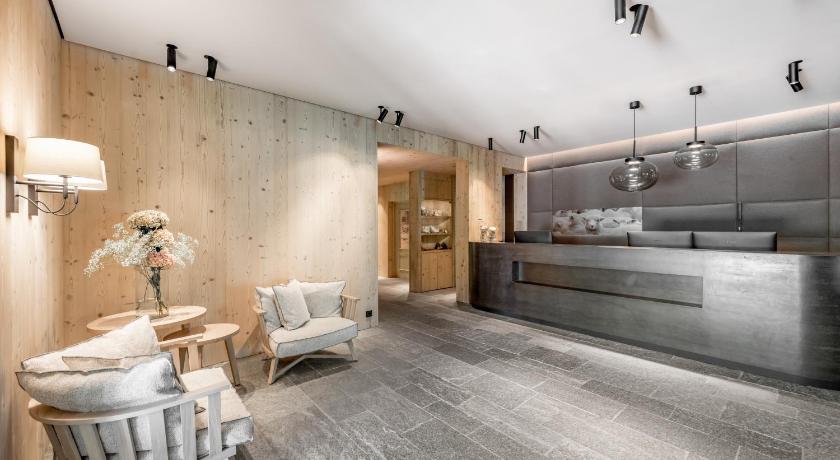 Alpines Balance Hotel Weisses Lamm photo