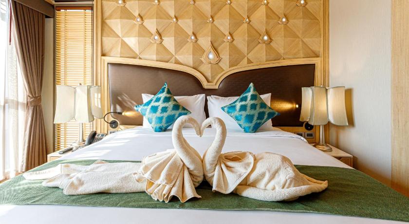 Image of King Whirlpool Villa 5