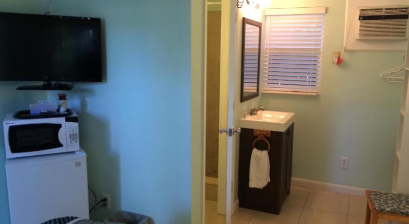 Seafarer Key Largo Resort and Beach photo