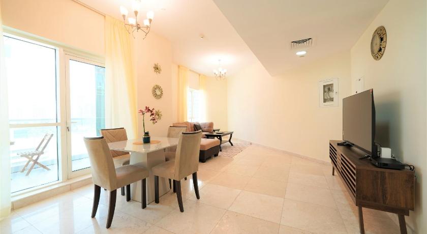 Amazing Stay with balcony in Business Bay photo