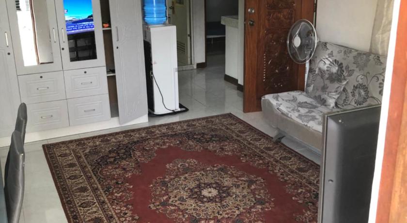 THE MANSION - BACKPACKERS Near AIRPORT — Hotel in Manila