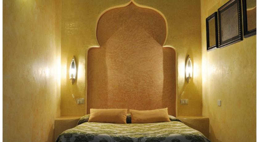 Image of Small Double Room 1