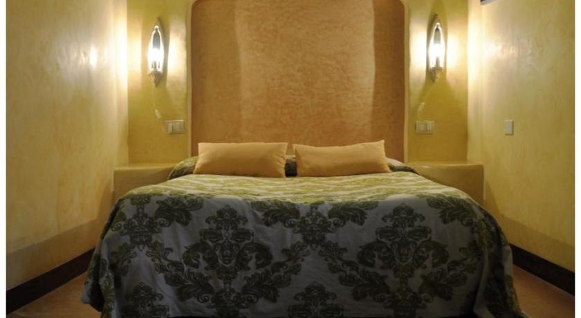 Image of Small Double Room 0