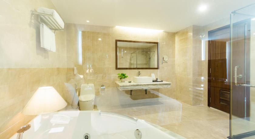 Image of Executive Suite 2