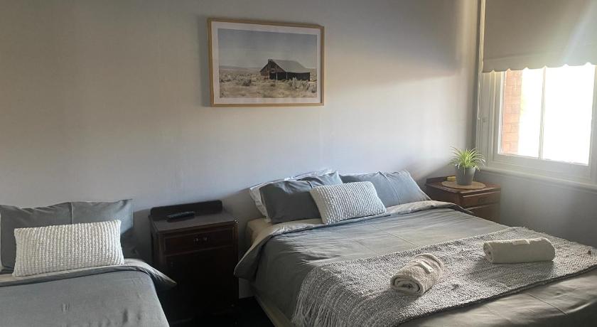 Bank Hotel Dungog photo