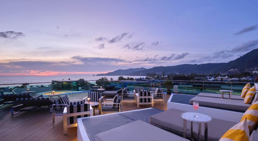 プーケット The Kee Resort & Spa 4つ星 ホテル 外観