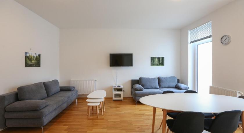 4 Beds and More Vienna Apartments - image 7