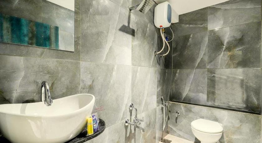 Hotel Pride Villa photo