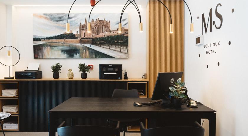 Boutique Hotel Petit Montision photo