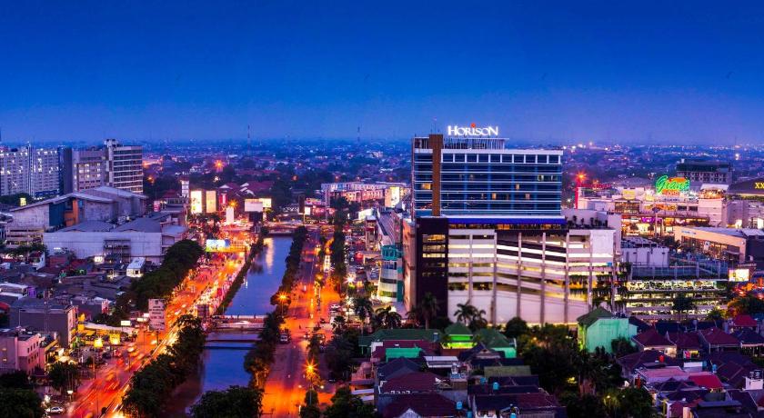 Horison Ultima Bekasi Hotel