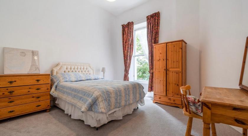 Image of Three-Bedroom Apartment 0