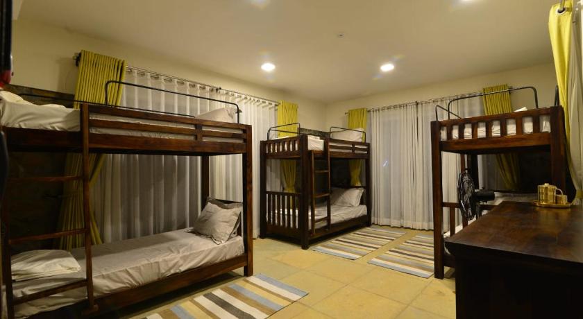 Castle Vintage VillageHouse 6BHK photo