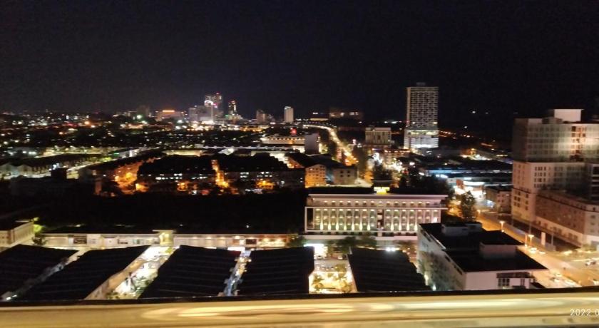 CONDO IN MELAKA 3ROOM/CITY+SEAVIEW /WIFI /JONKER — Hotel in Malacca