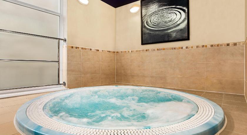 Trenython Manor Hotel & Spa - image 6