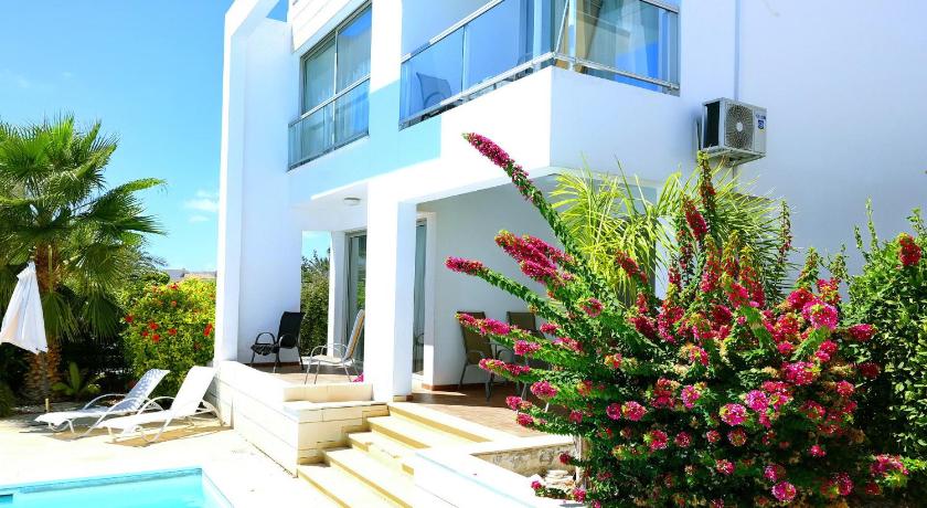 Villa Nasia photo