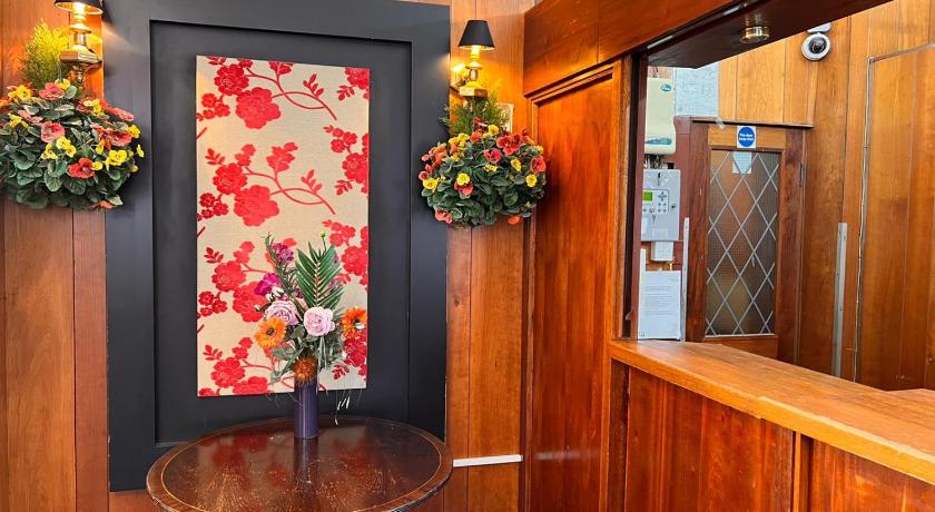 Gresham Hotel Bloomsbury photo