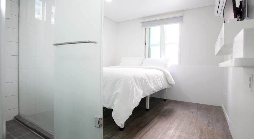 Seoul K POP Hotel Seoul Tower 2-Star Hotel lobby