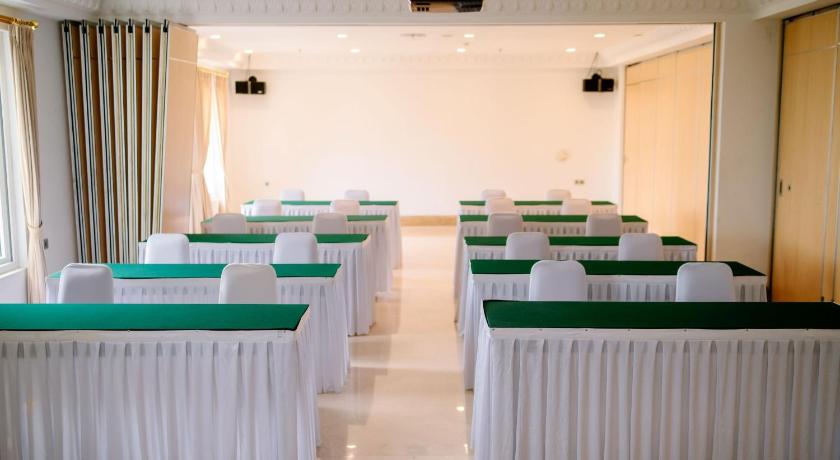 Beth Kasegaran Theresia Hotel - image 32