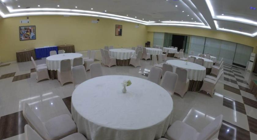 Anaya Hotel - image 7
