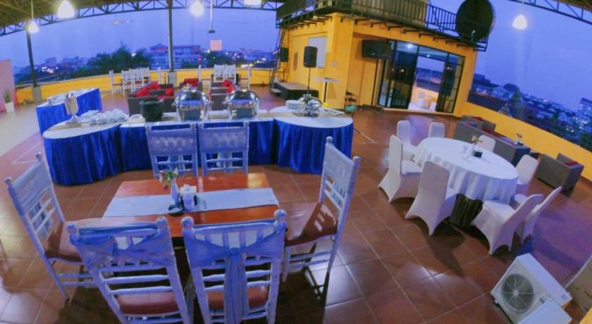 Anaya Hotel - image 4