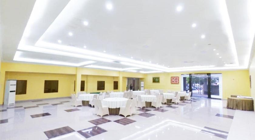 Anaya Hotel - image 10