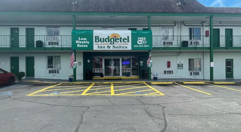 Budgetel Inn and Suites - Louisville