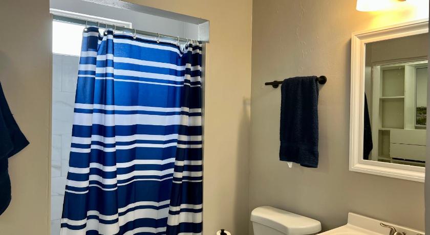 Coral Gable 3BR house Parking & photo