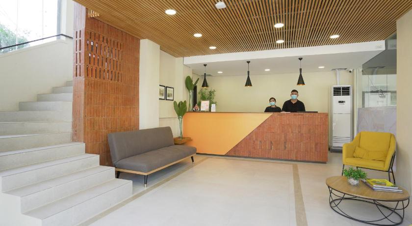 Travelbee Airport Inn photo