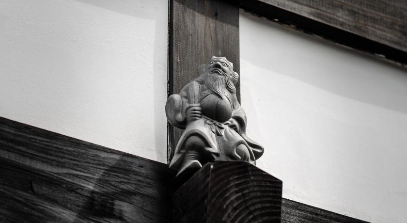 Yorozuha Machiya House - image 8