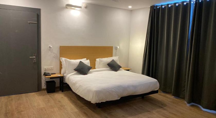 HOTEL JAIMAN photo