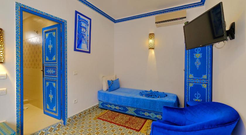 Image of Standard Triple Room 9