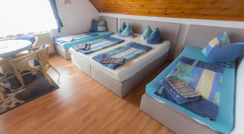 Pension Zum Taucher photo