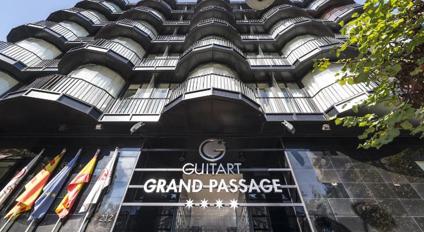 Guitart Grand Passage