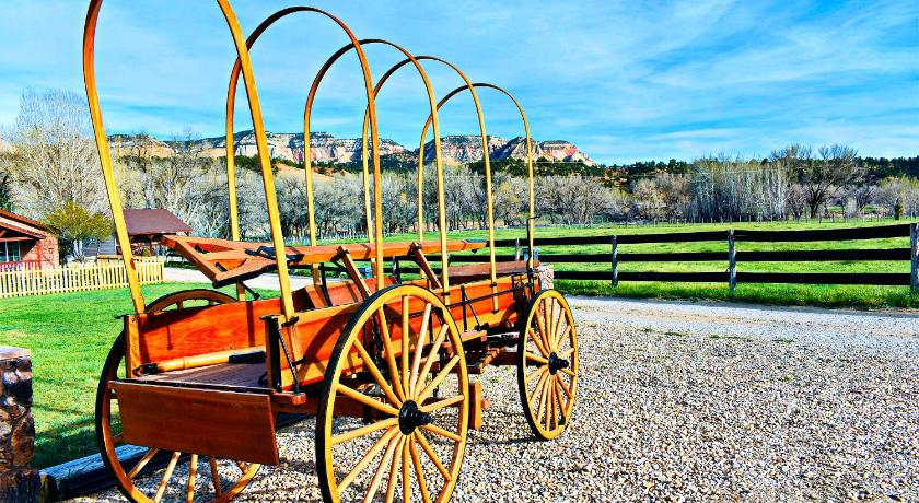 Arrowhead Country Inn and Cabins — Hotel in Orderville (UT)