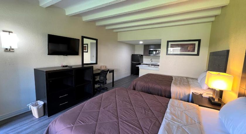 James River Inn &amp; Suites — Hotel in Newport News (VA)