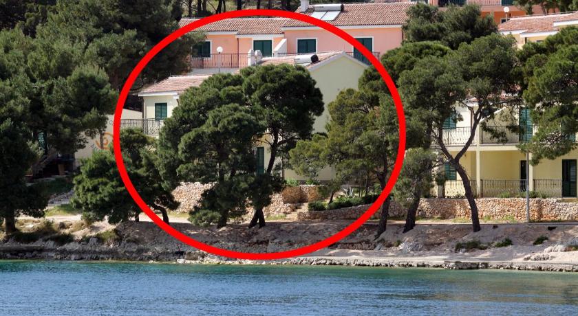 Apartments by the sea Rogoznica - 3199