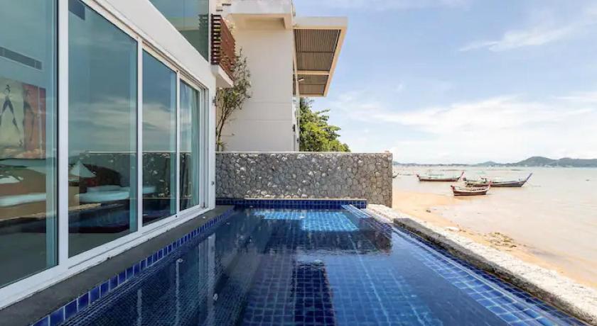 Raya Beachloft photo
